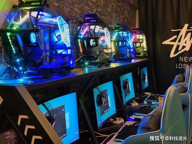 如何组装一台电竞级电脑 971923c30df644f5927a7d9a9571f4fb.jpeg