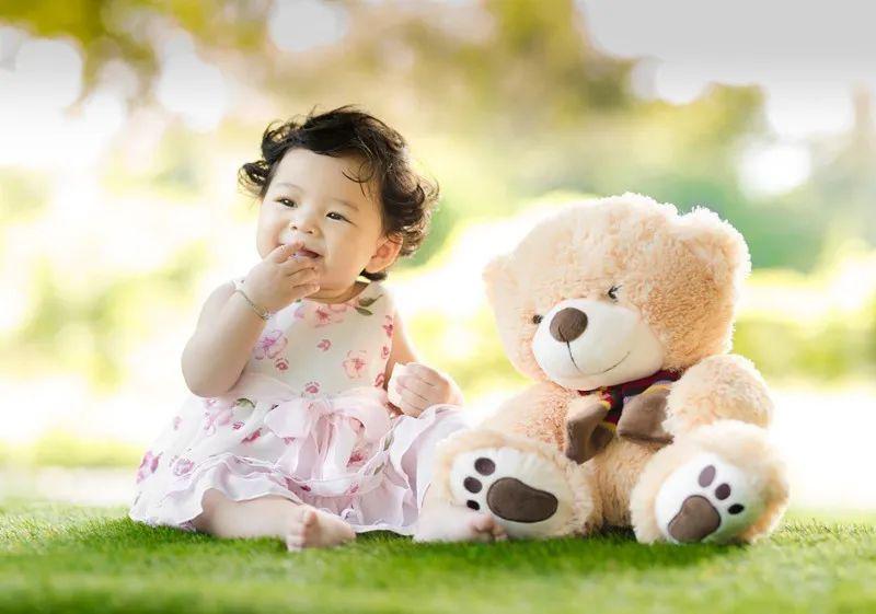 爸爸@爸爸却在录视频:“崽不好带你怪我?”妈妈哄睡吼孩子