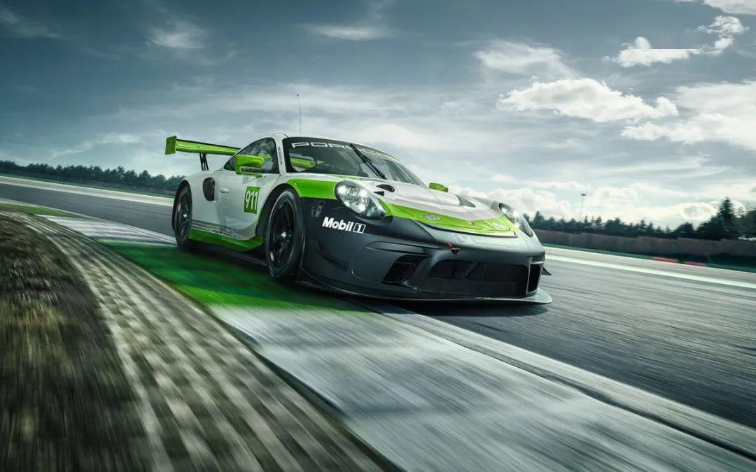 图集赛道上勇往无前的保时捷911gt3rbyrecomfarmhouse