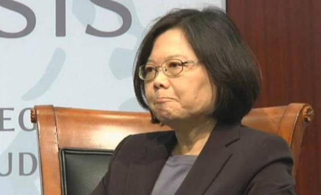 商人口罩_戴口罩的卡通图片(2)