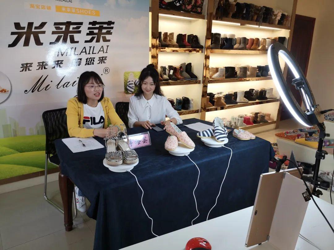 十三行牛仔直播间 4650b0c75f7c4b4bac5a2b0dfacc7c4c.jpeg