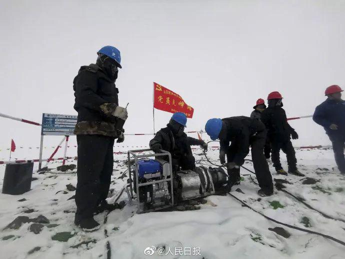 世界上最高的高压电是多少伏 4b6ff9a0a8724e30b0ae62add9907774.jpeg