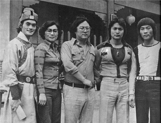 原创1977年香港两大腿王的一部武侠片捏碎鸡蛋的画面记忆至今