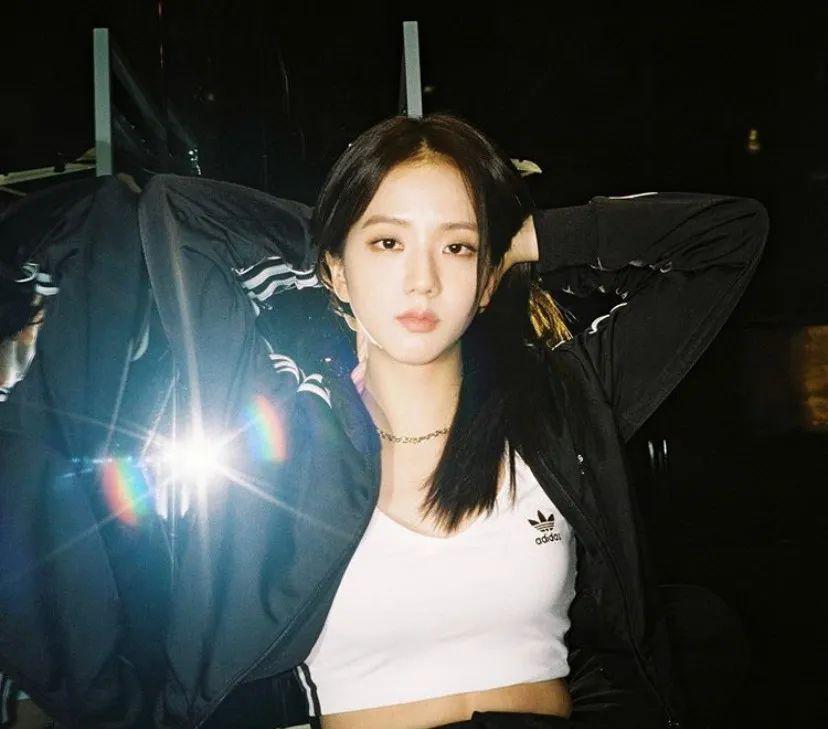blackpink 门面担当 jisoo !