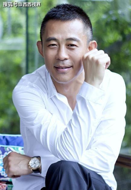 荒唐的侯勇:抛70后沈蓉,二婚娶80后潘雨辰,现任妻子是