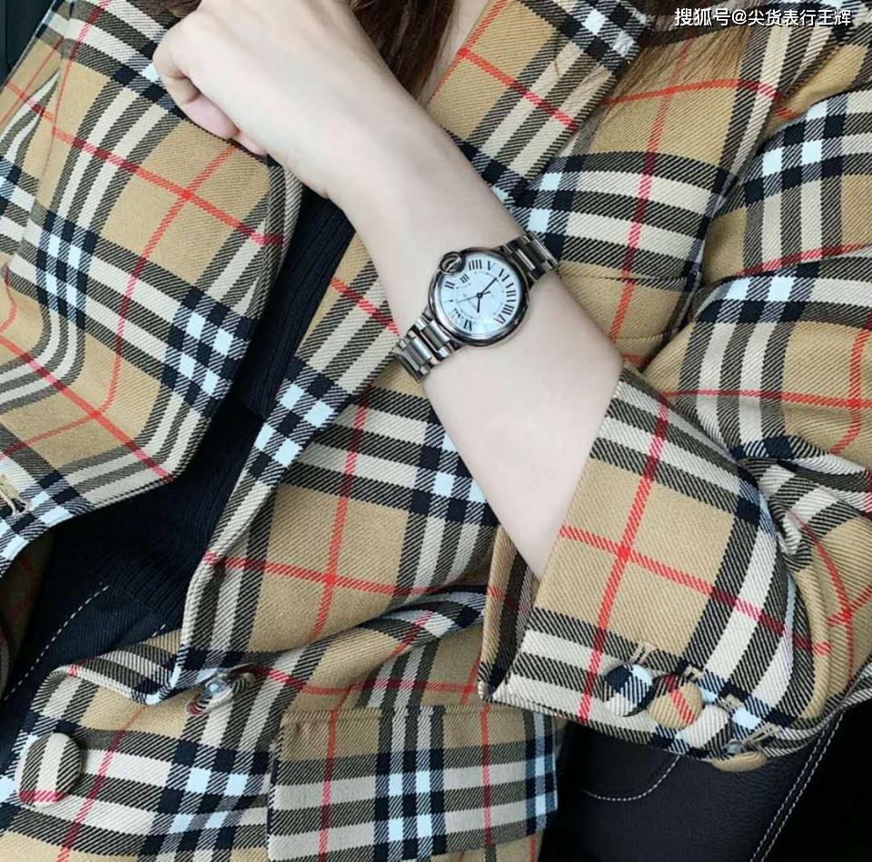 夏日十大热门女士腕表之一，测评女表排行榜单第一的蓝气球_表冠