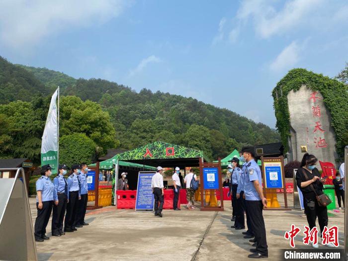 恩施有多少人口_湖北省恩施市有多少人口(3)