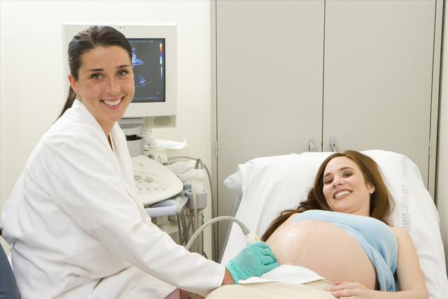 孕早期想要得知宝宝是否健康，8周的B超检查不要错过，非常重要