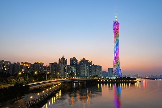 深圳市2020年gdp排名_2020年深圳市地图(3)
