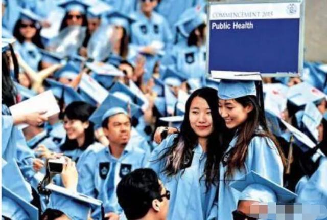 一年贡献300多亿，中国留学生成了英国的“财神”，美国赚得更多