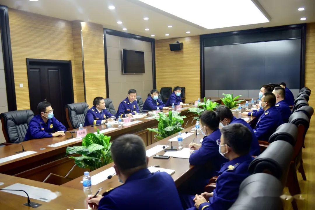 哈尔滨支队召开拟提任支队级副职干部座谈会