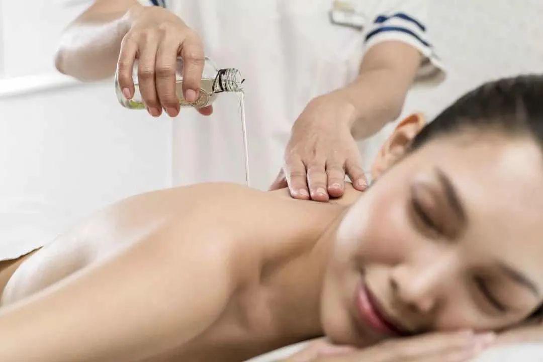泰式按摩是什么项目 b496573282d14191a4eedecf4f7a17ad.jpeg