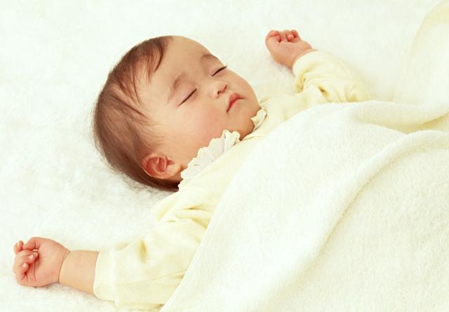 「区别」长大后区别很大,家长要知道“睡枕头”和“不睡枕头”的孩子