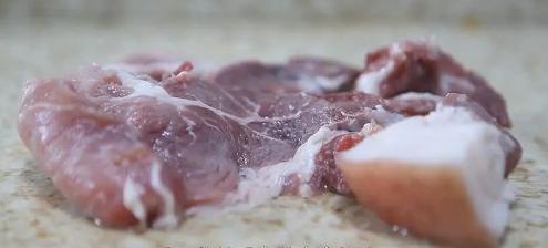 快速解冻肉的方法 c723fd142c784336a0536192e434267d.jpeg
