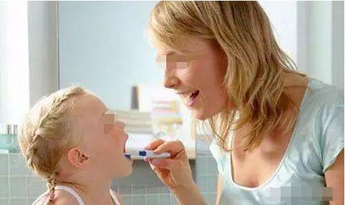 孩子刷牙了，还长蛀牙,是因父母忽略了这10件事，父母得注意