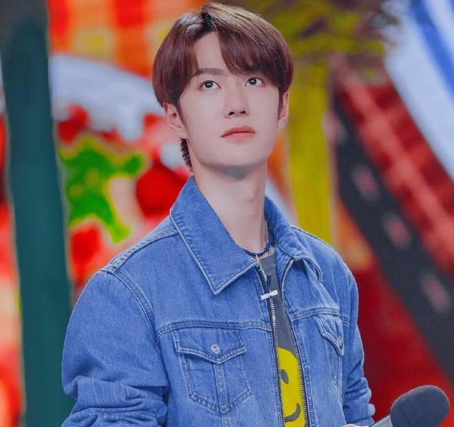 天天向上猜一成语_一图一成语猜答案大全(3)