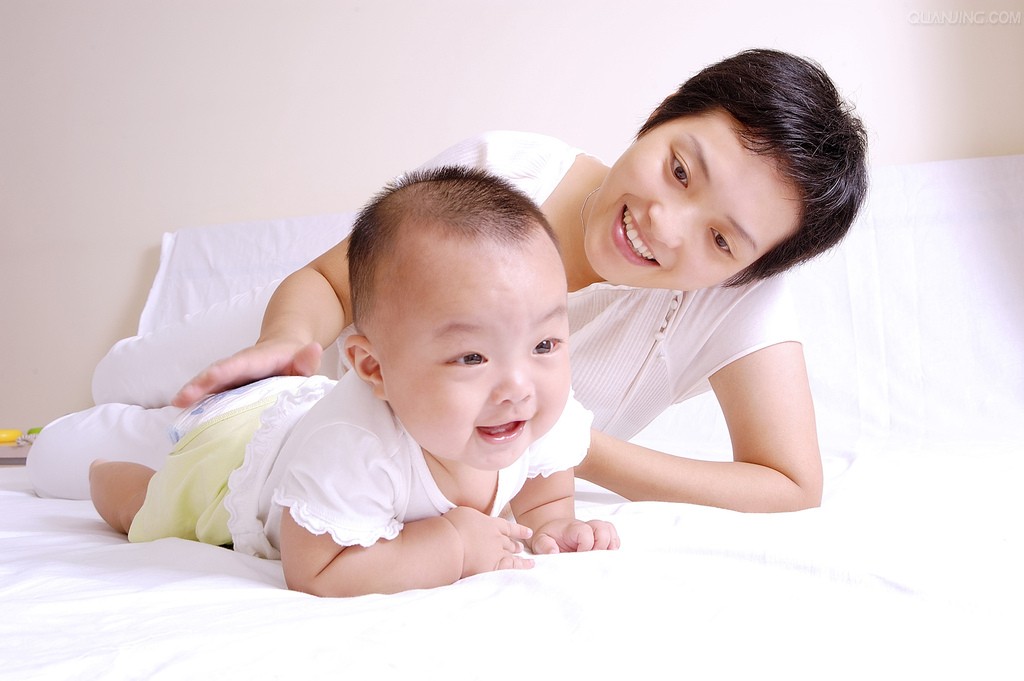 『妈妈』新生儿的护理妈妈早知道，这5条很重要宝宝马上要与妈妈见面了
