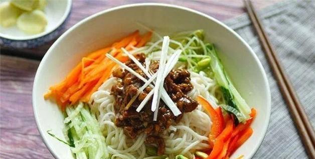 中国十大面条排行榜,中国各地特色面条排名!哪里最好吃