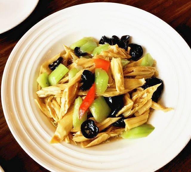 豆角切丝炒几分钟能熟 a28d3703b3404e3ca92a0926650dc38d.jpeg