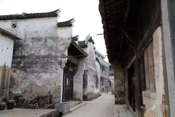 龙游县湖镇镇张家埠村,以村委会驻地张家埠得名.
