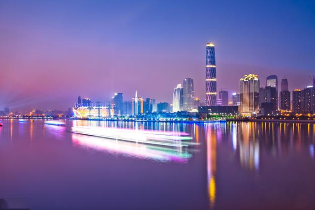 2020年城市第一季度g_夜晚城市图片(2)