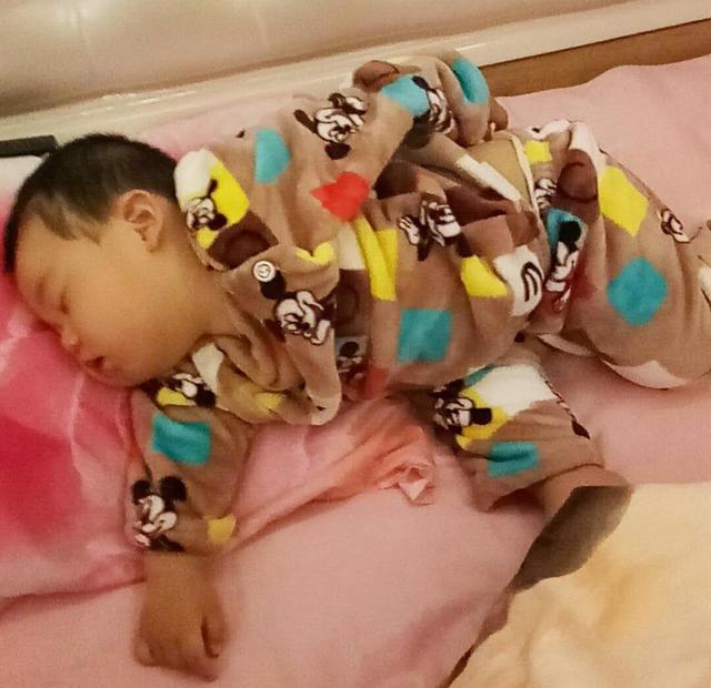 「反应」若有这三种反应，长大后“智商”往往会更高李玫瑾：孩子睡觉时