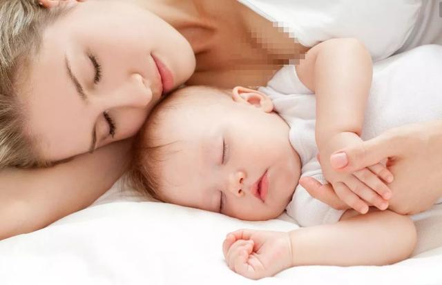 婴幼儿睡觉3个不良习惯，会影响孩子的身高，父母别不放在心上