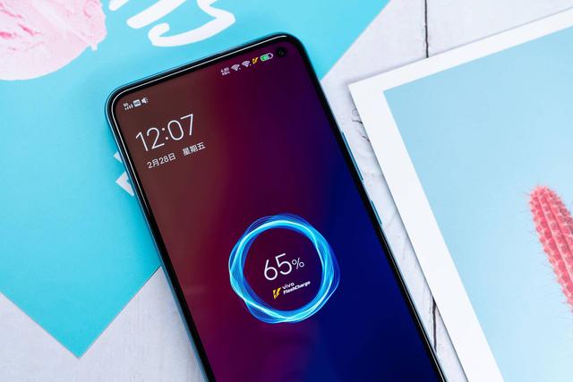 想找两千以内的5G手机？vivo Z6拥有更高性价比