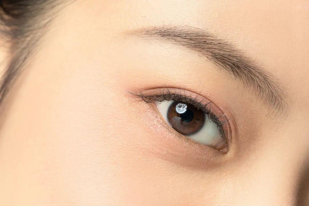 怎么缓解眼疲劳 7a980163c9ec4b6fa3f6500b409cfd92.jpeg