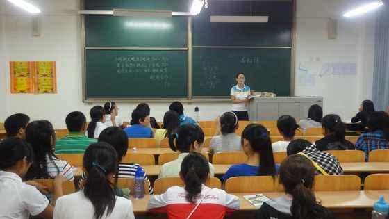 『答案』毕业后真的就比三本大学的学生强吗？答案很现实211大学的学生