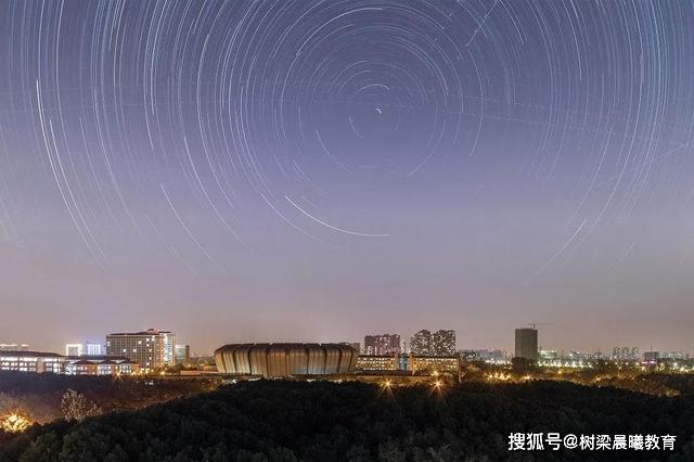 「校区」占地5888亩，出门就是地铁，这所985高校＂火了＂！坐拥三大校区