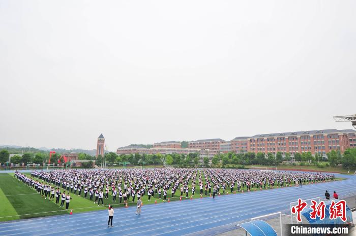 直击湖北宜昌高三年级复课：防控备考两不误