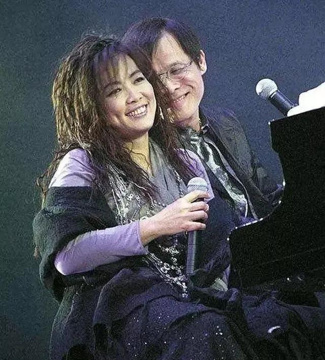 大哥就是大哥:罗大佑的十首歌和十位天后