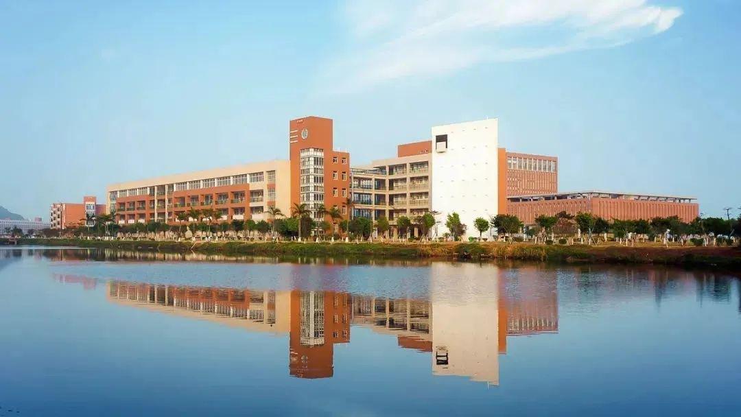 3%.吉林大学珠海学院为  2018年热门院校  报考人数最多的5所插本