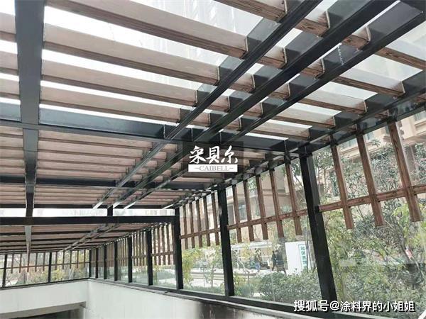 郑州室外廊架能做木纹漆吗?小区车库钢结构上做仿木纹