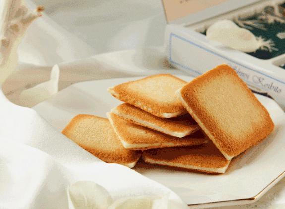 日本饼干排行_饼干口感炫目外观日本情人节流行金黄色巧克力