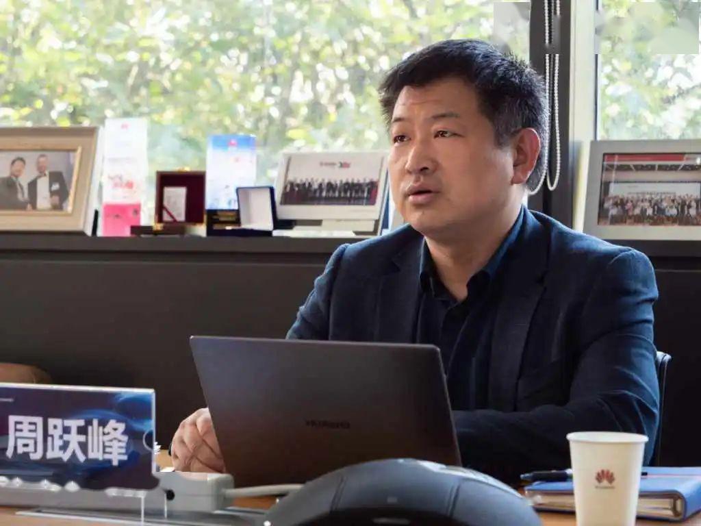 为什么数据存不下，流不动；算不快，用不好？