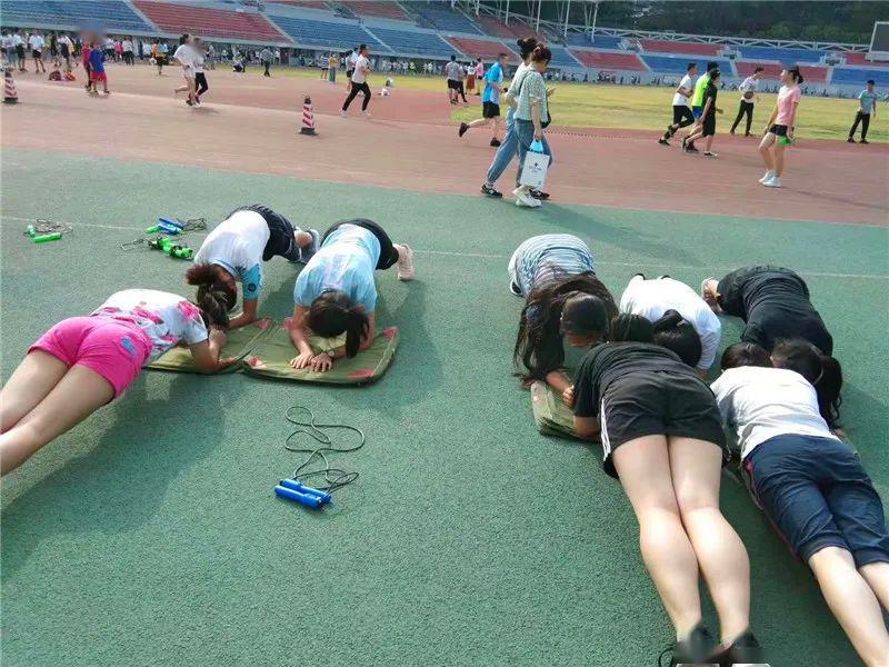自愿自发主动,2020届师生积极备战体考