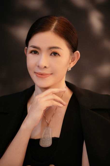 芍瑶殿创始人杨宁：一杯，一油，一艾柱，能抚慰的岂止是身心