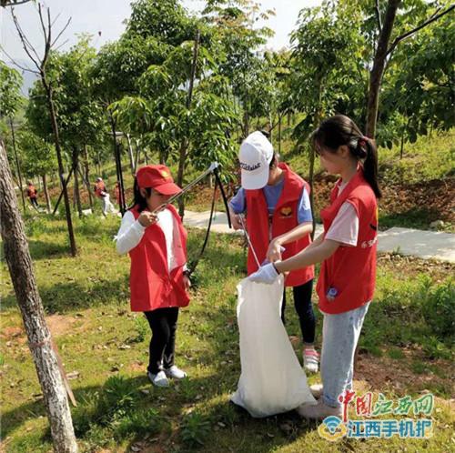乐安爱协青年节公益活动在行动