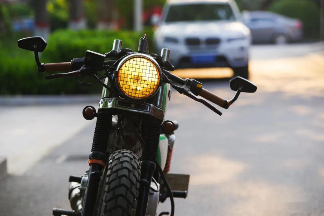 咖啡骑士:suzuki gn250 改装投稿