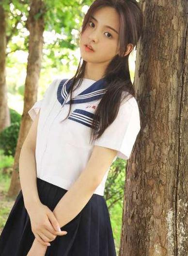 如何变得有气质学生 af6753c89314467eb51b0e71006e2e3e.jpeg