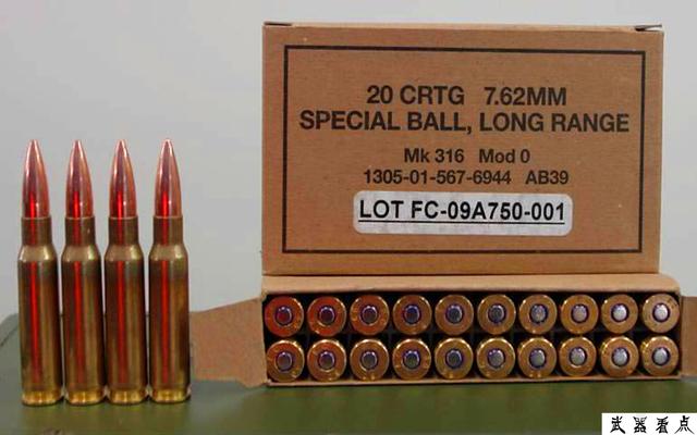 1/ 12 美军mk20 ssr狙击支援步枪:该枪是fn公司在mk17 lb长枪管型自动