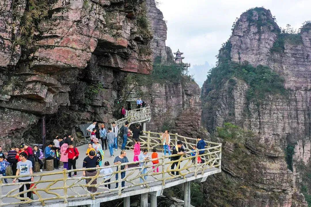 小张家界!平南北帝山休闲一日游