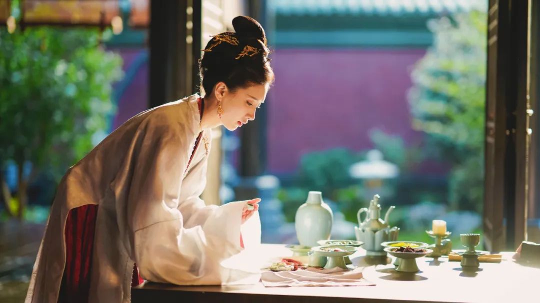 他一手打造的时代:百姓收入历代最高,夜生活丰富