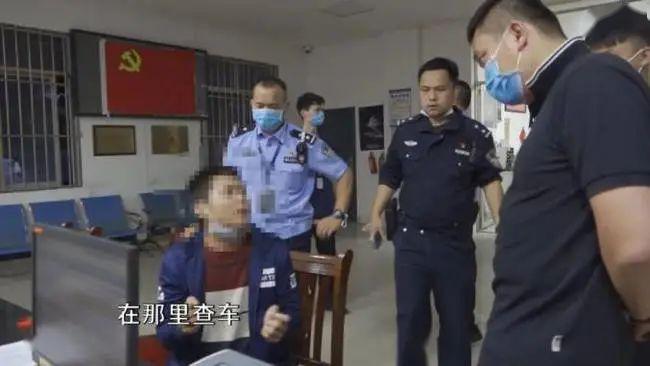 两车追尾，肇事方竟当场转账把对方车买下