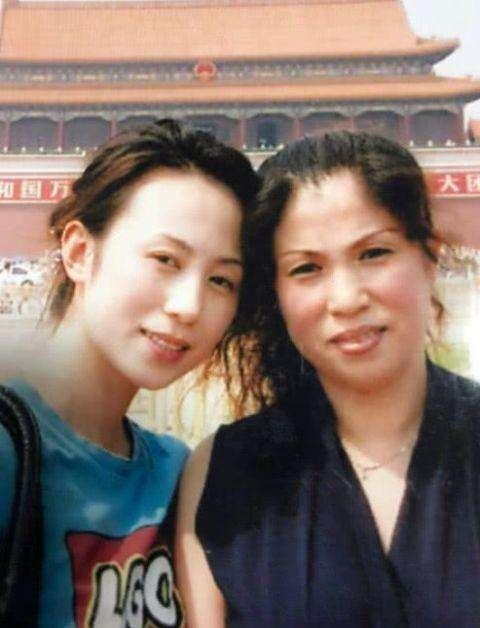 曾因相貌被质疑，44亿女主马丽嫁小11岁老公，升