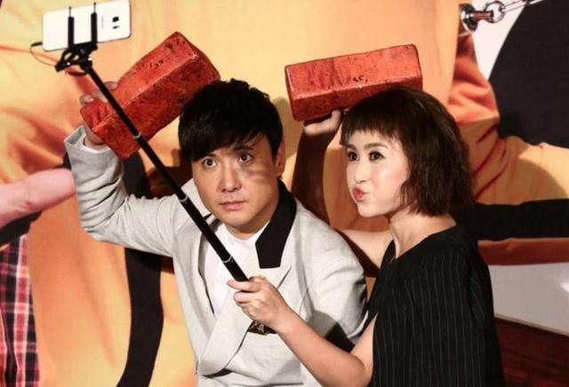 曾因相貌被质疑，44亿女主马丽嫁小11岁老公，升