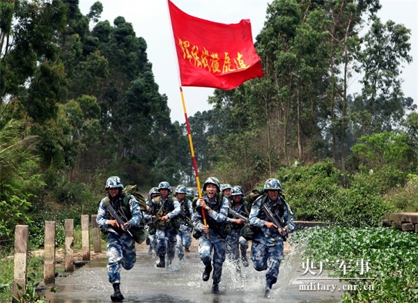 背水攻坚,勇往直前!生日快乐,海军陆战队猛虎旅