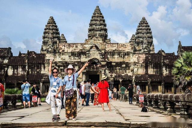 柬埔寨旅游部:疫情柬埔寨的第一批游客将来自中国